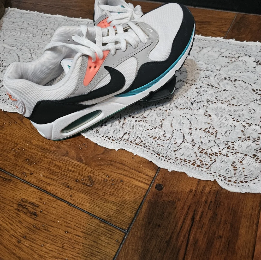 Nike Air Max Women's Size 10 - Picture 2 of 6